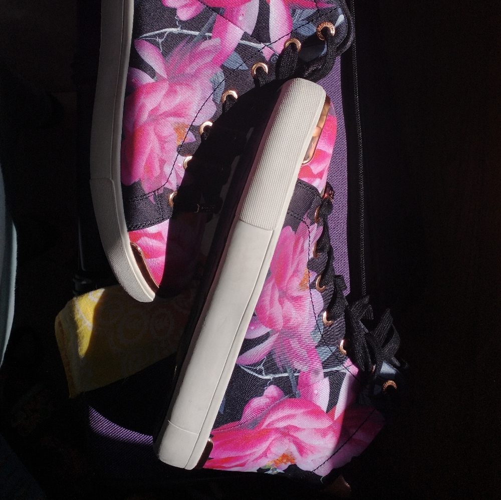 Ted Baker Citrus Bloom Sneakers 8 39 roses floral